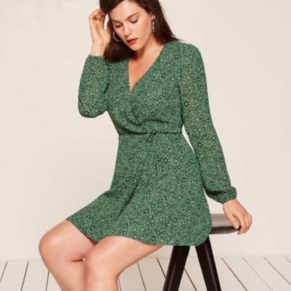 Like New Reformation Green Rosebud Mini Wrap Dress - Picture 2 of 13